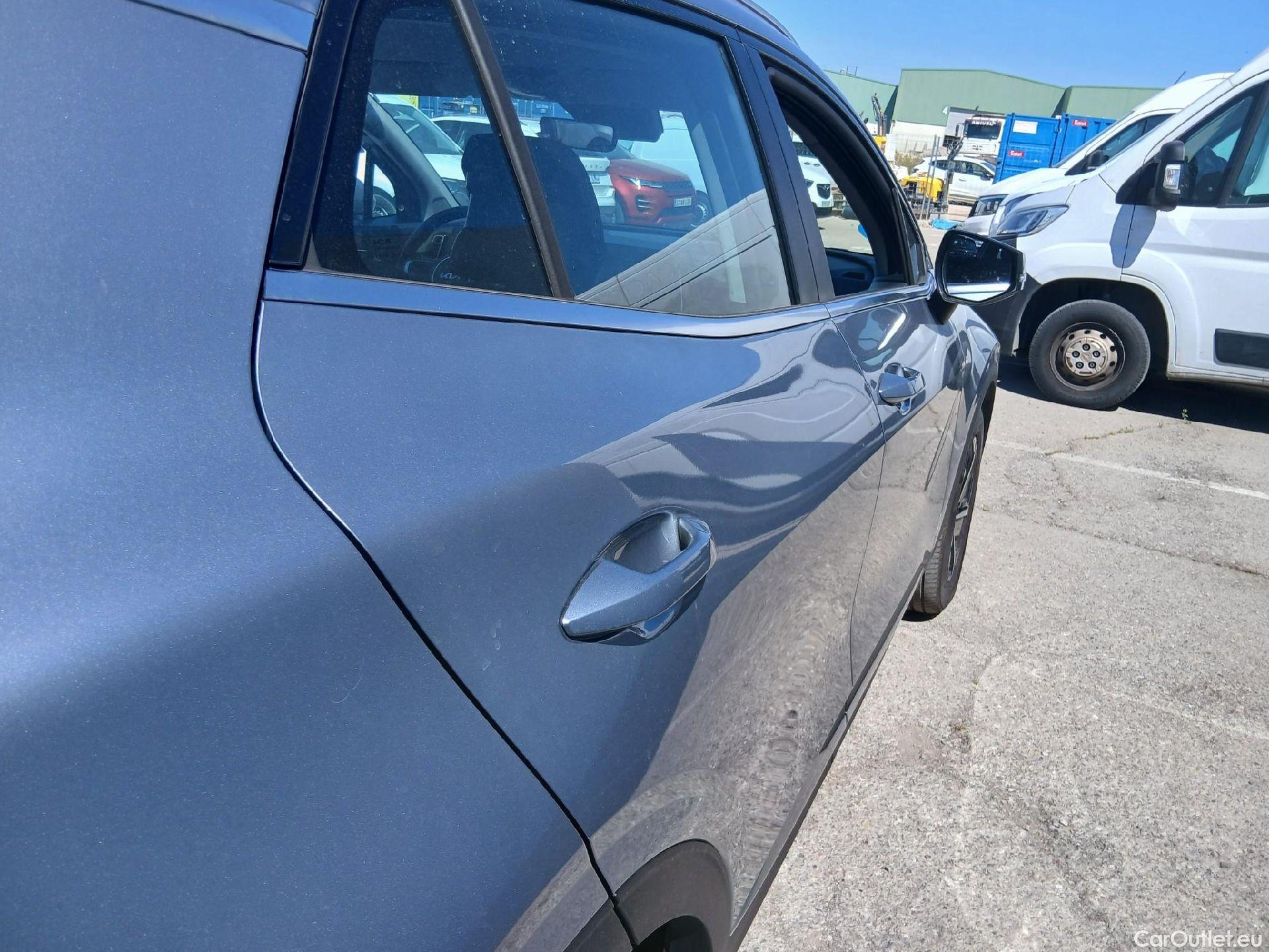  KIA  Sportage KIA  / 2022 / 5P / todoterreno 1.6 T-GDi MHEV 110kW (150CV) Drive 4x2 #15