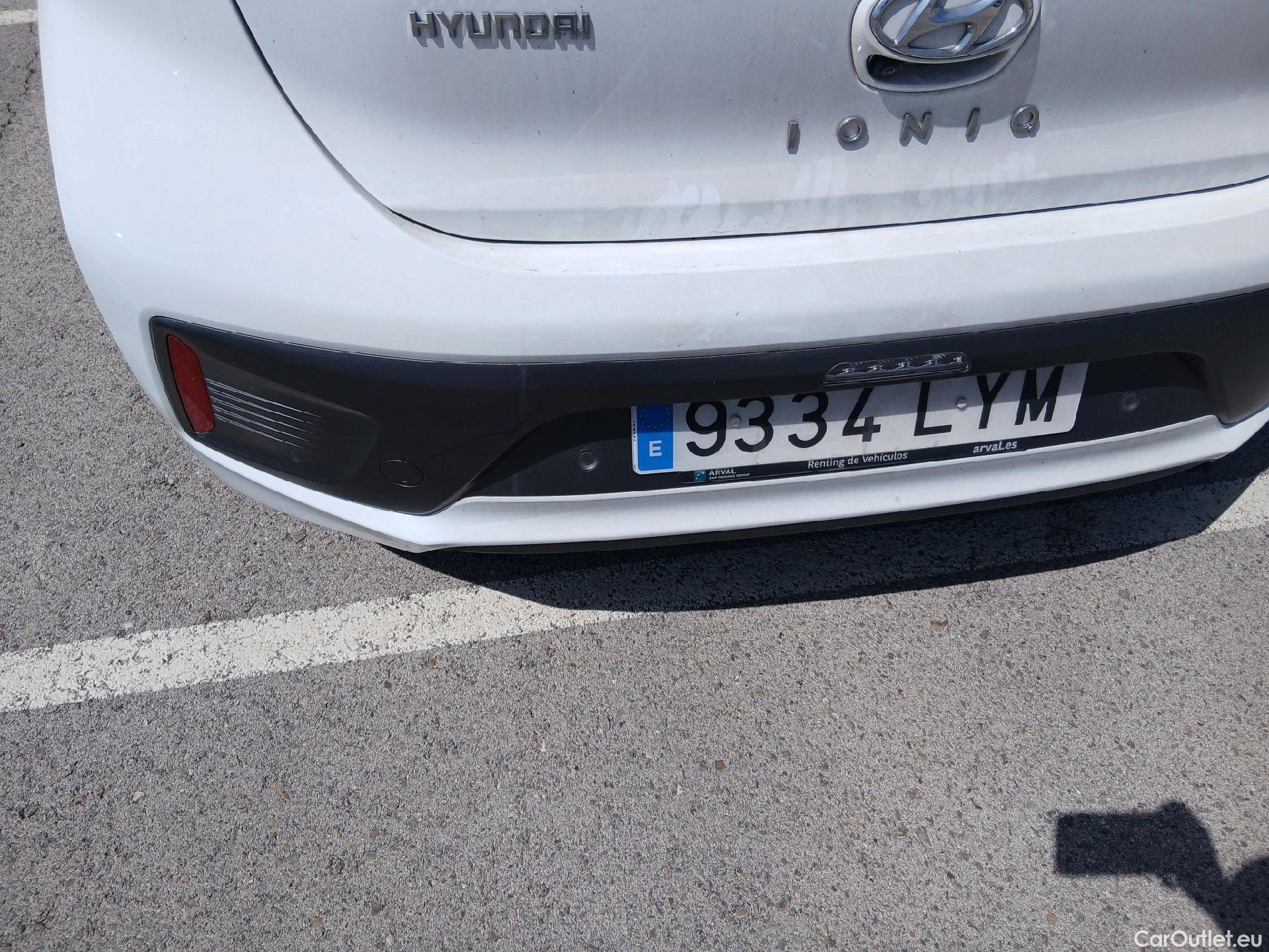  Hyundai   Ioniq HYUNDAI / 2019 / 5P / berlina con portón 1.6 GDI HEV Klass DCT #20