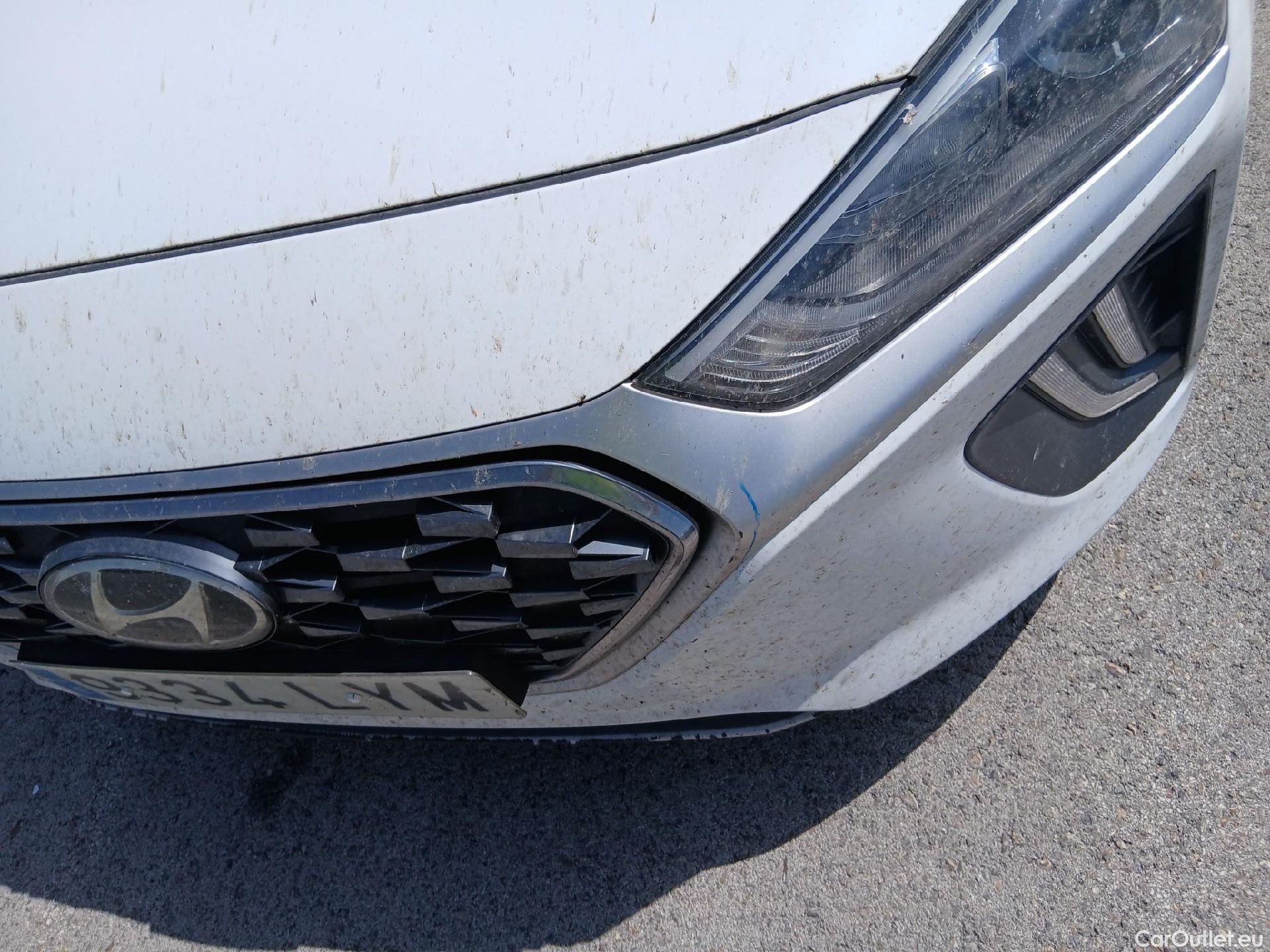  Hyundai   Ioniq HYUNDAI / 2019 / 5P / berlina con portón 1.6 GDI HEV Klass DCT #6