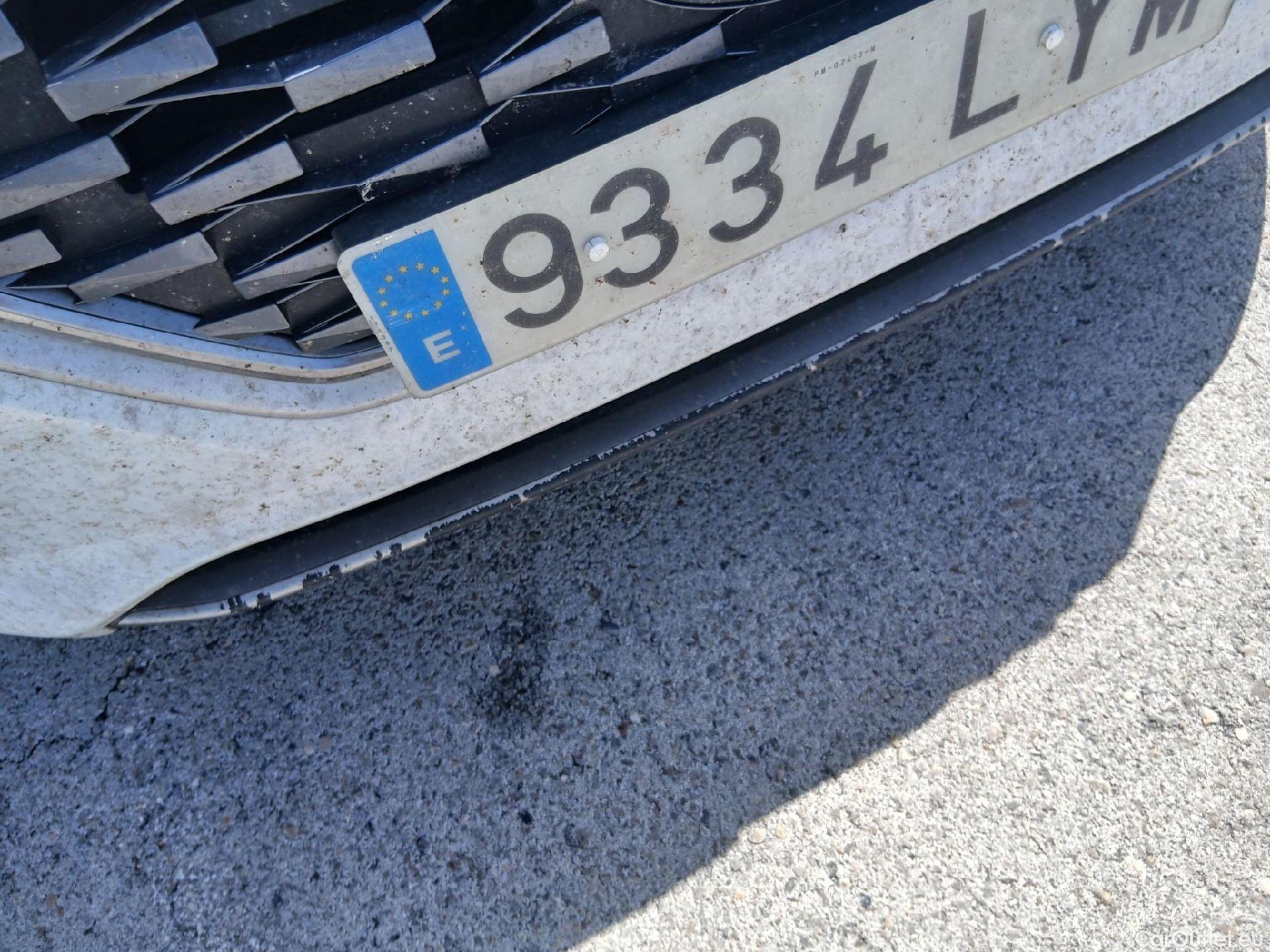  Hyundai   Ioniq HYUNDAI / 2019 / 5P / berlina con portón 1.6 GDI HEV Klass DCT #7