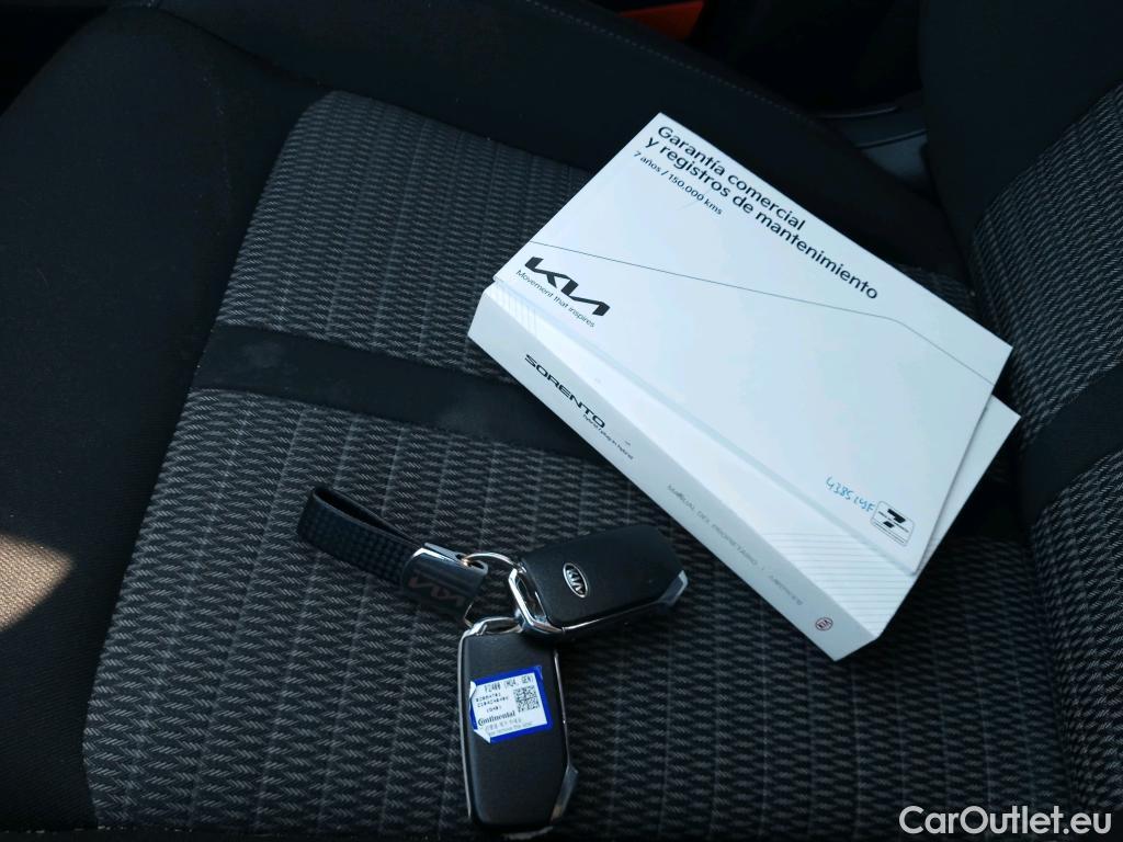  KIA  Sorento KIA  / 2020 / 5P / todoterreno 1.6 T-GDi PHEV Emotion 4x4 7pl #7