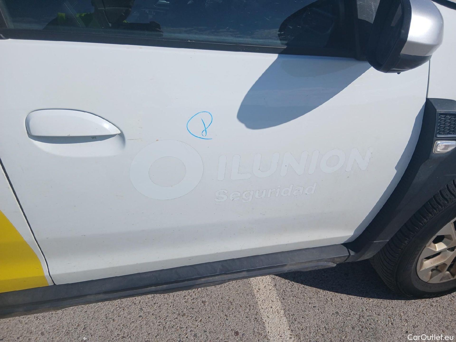  Dacia  Duster DACIA  / 5P/ Expression Blue dCi (115CV) 4X4 #42
