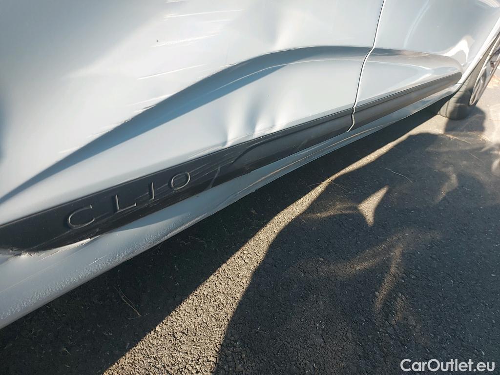  Renault  Clio RENAULT  / 2019 / 5P / berlina con portón Equilibre Blue dCi 74kW (100CV) #17