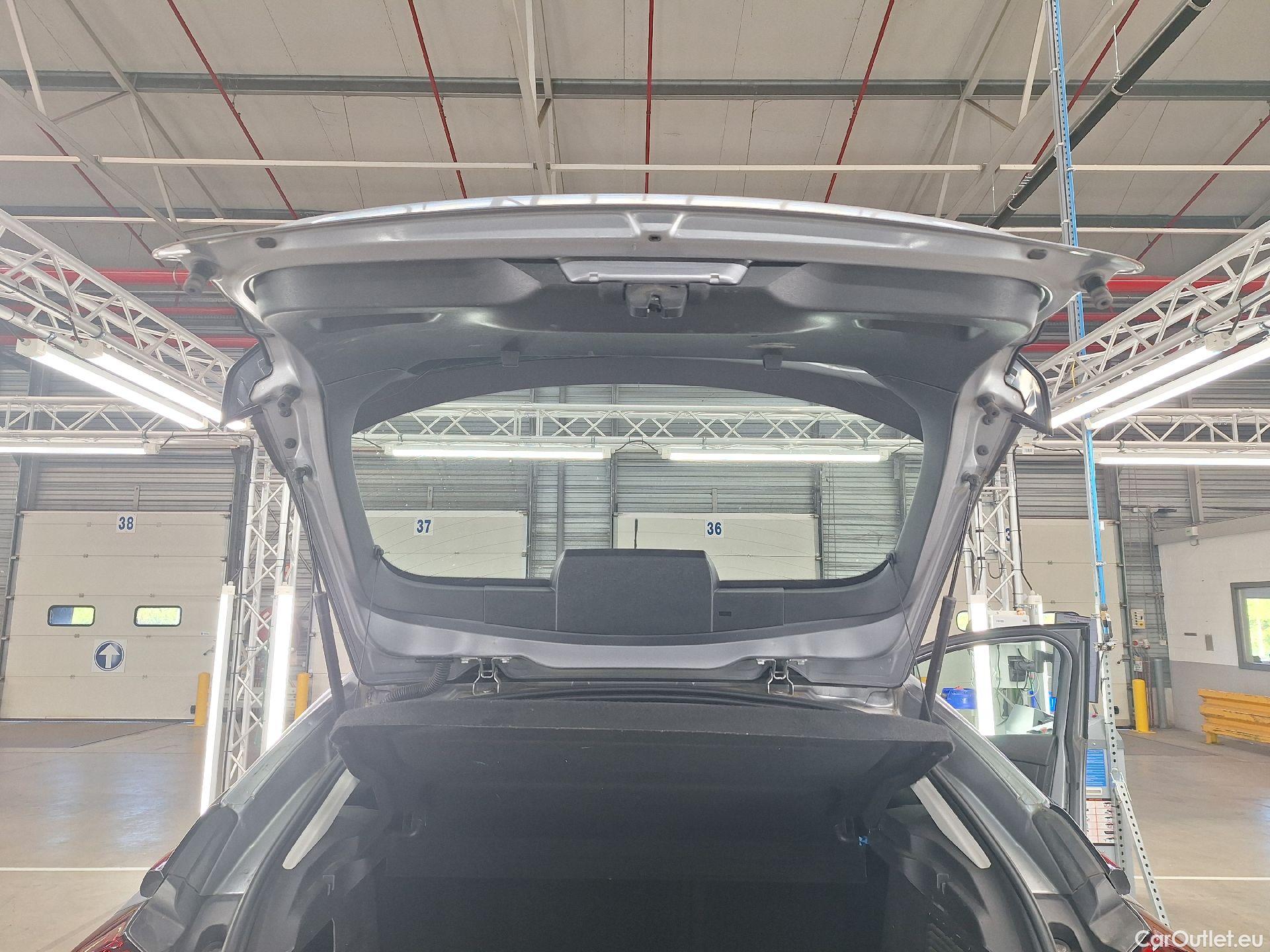  Citroen  C4 Citroën,  '20, Citroën  1.5 BlueHDi 130 S&S EAT8 Business Loung #15