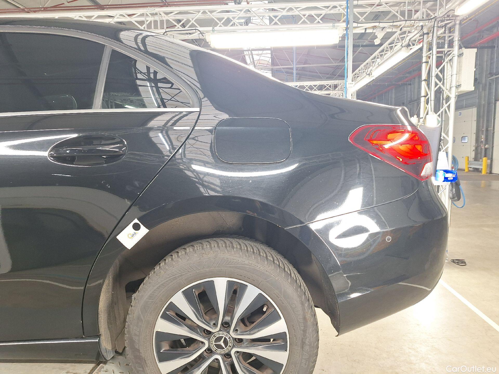  Mercedes  A-Klasse Mercedes, A-Class Berline '18, Mercedes-Benz  Limousine A 180 d DCT Busin #78