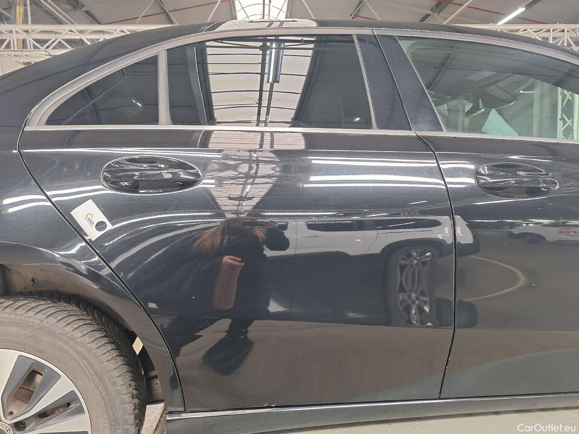  Mercedes  A-Klasse Mercedes, A-Class Berline '18, Mercedes-Benz  Limousine A 180 d DCT Busin #39