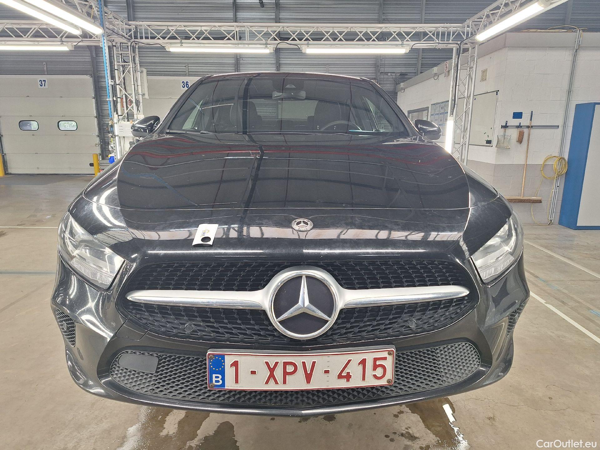 Mercedes  A-Klasse Mercedes, A-Class Berline '18, Mercedes-Benz  Limousine A 180 d DCT Busin #51