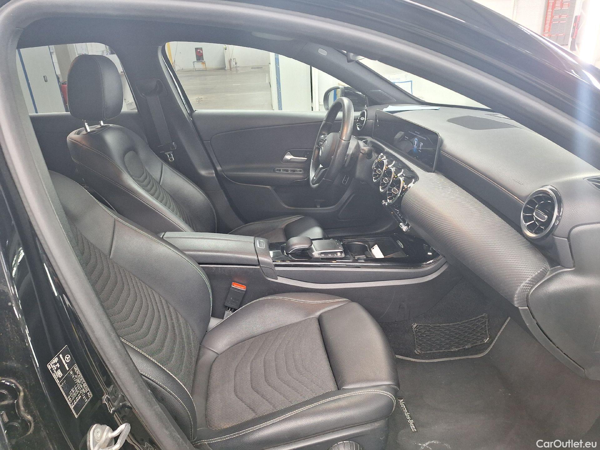  Mercedes  A-Klasse Mercedes, A-Class Berline '18, Mercedes-Benz  Limousine A 180 d DCT Busin #15