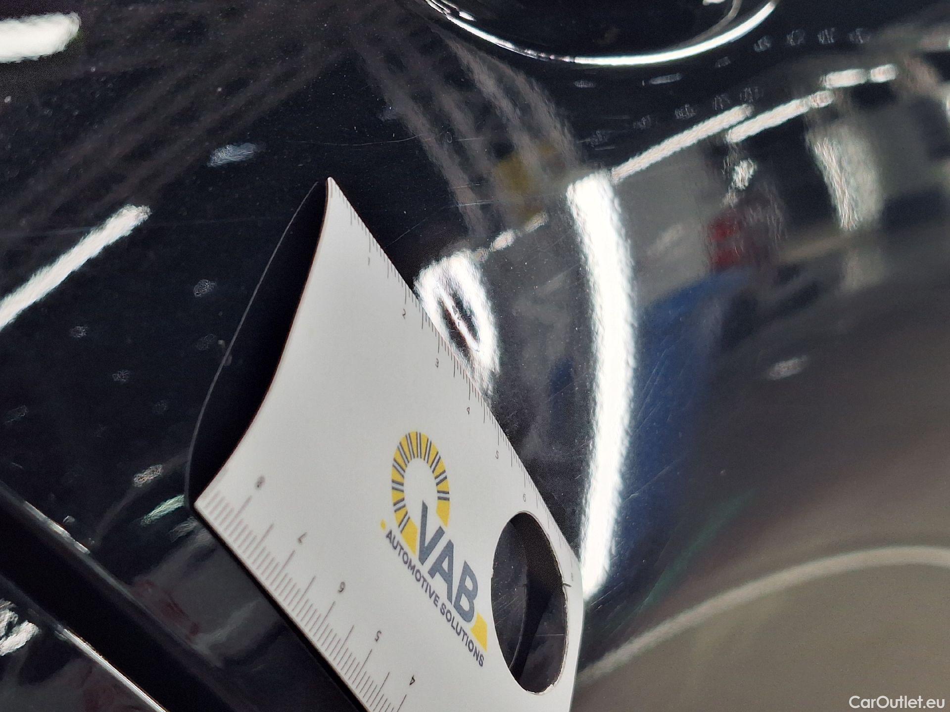  Mercedes  A-Klasse Mercedes, A-Class Berline '18, Mercedes-Benz  Limousine A 180 d DCT Busin #40