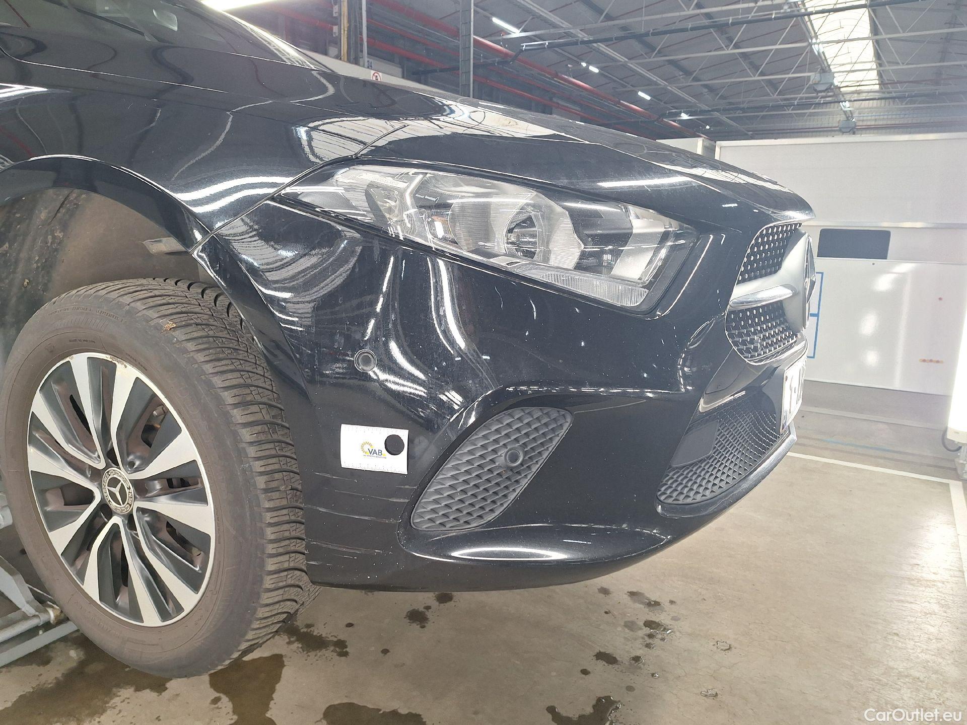  Mercedes  A-Klasse Mercedes, A-Class Berline '18, Mercedes-Benz  Limousine A 180 d DCT Busin #57