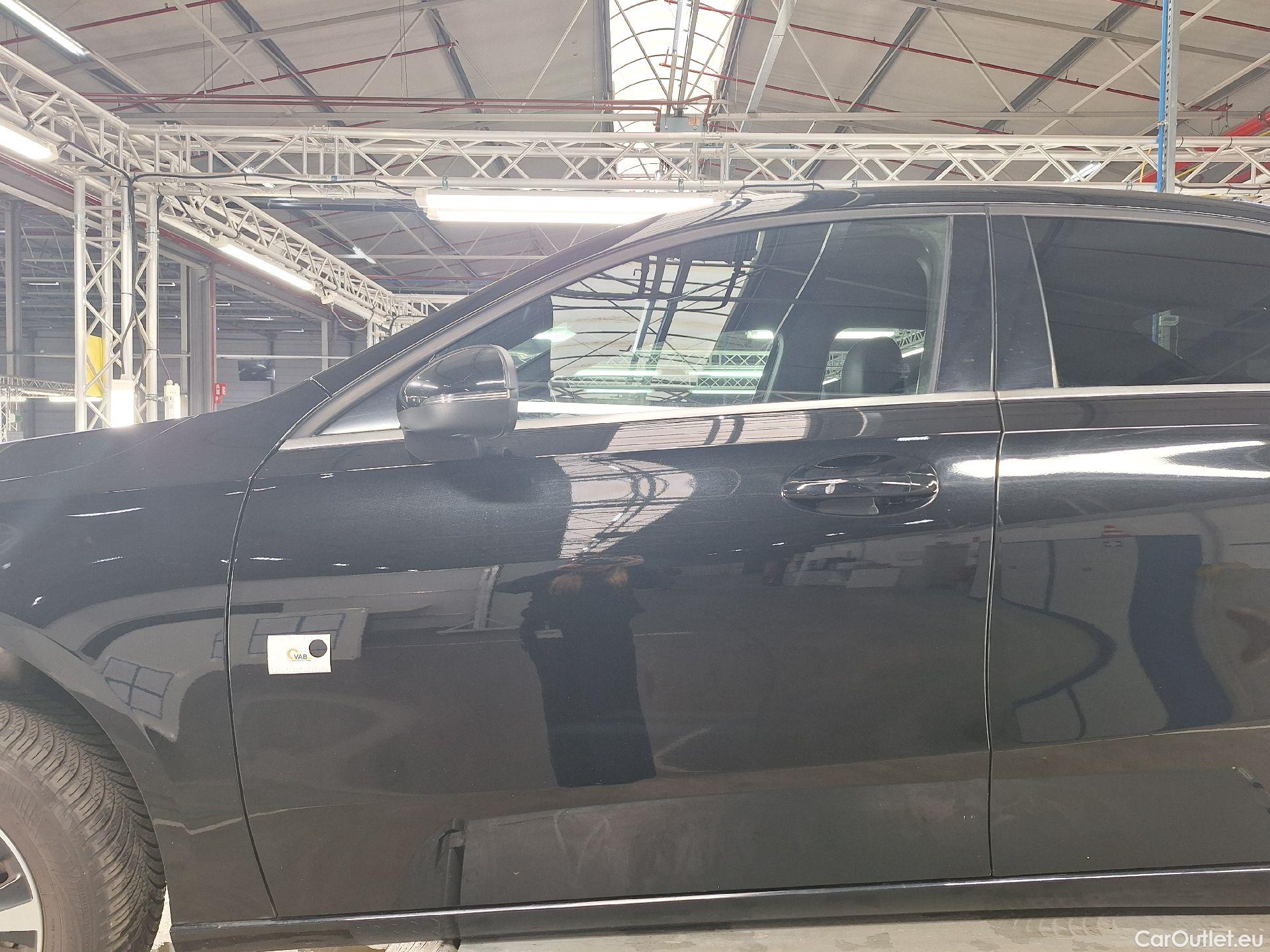  Mercedes  A-Klasse Mercedes, A-Class Berline '18, Mercedes-Benz  Limousine A 180 d DCT Busin #67