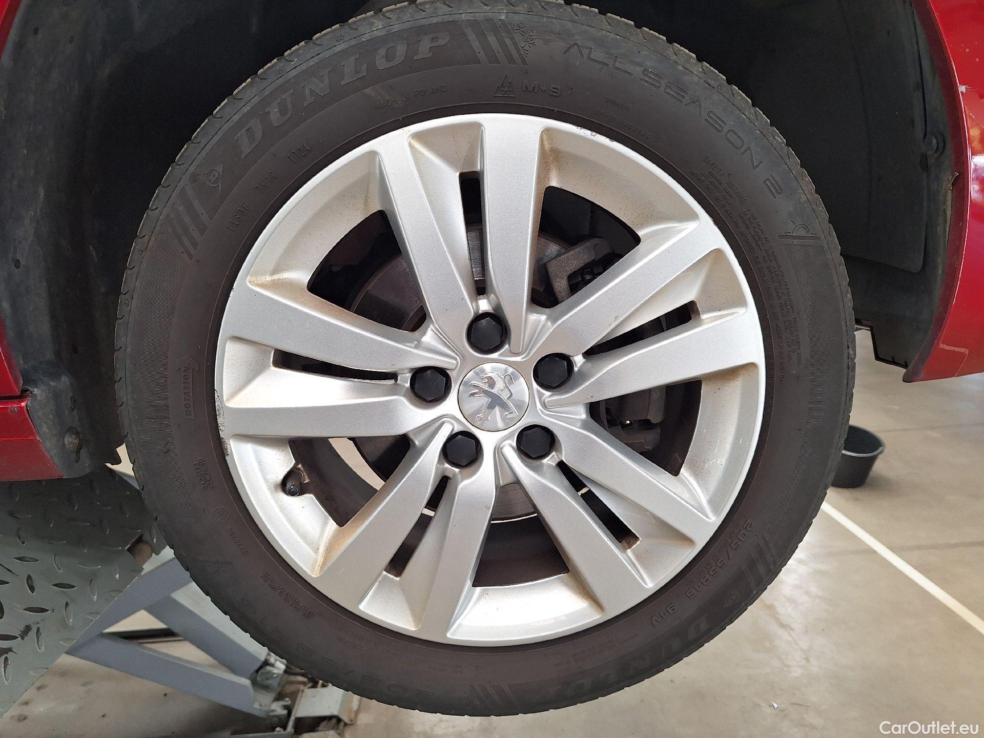  Peugeot  308 Peugeot,  SW FL'17, Peugeot  SW 1.5 BlueHDi 130 DPF S&S Business 5d #30