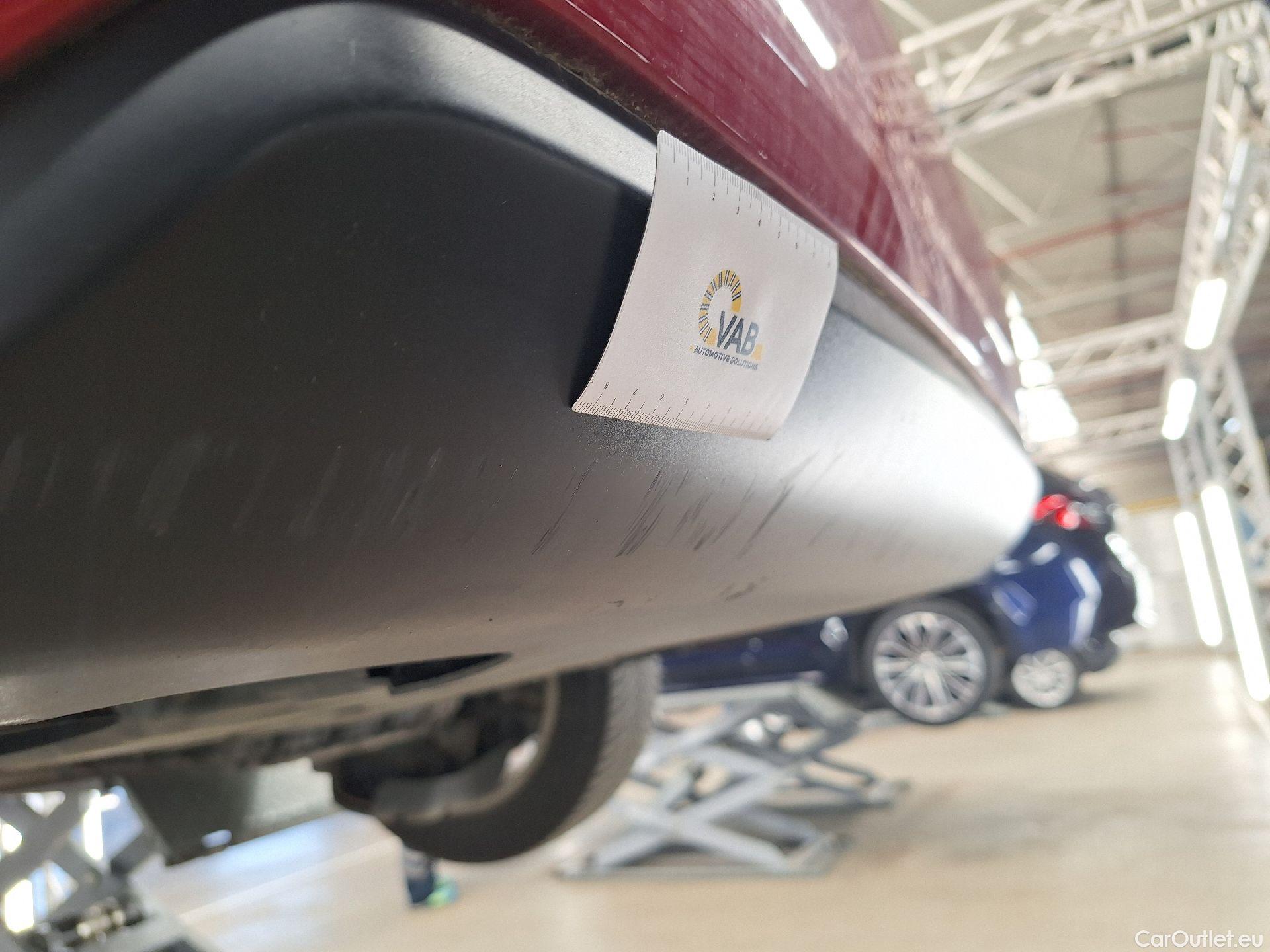  Peugeot  308 Peugeot,  SW FL'17, Peugeot  SW 1.5 BlueHDi 130 DPF S&S Business 5d #29