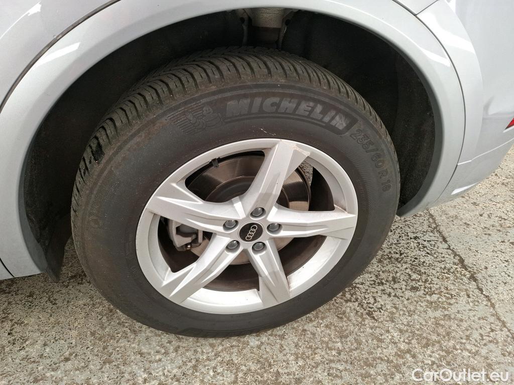  Audi  Q5 AUDI  / 2020 / 5P / SUV 50 TFSI e 299 QTT S TRONIC 7 S LINE #4