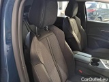  Peugeot  3008 PEUGEOT  / 2020 / 5P / SUV BLUEHDI 130 EAT8 SeS ALLURE #124