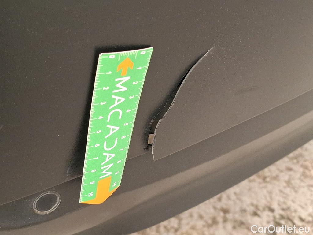  Citroen  C3  Shine Business 1.2 PureTech 110CV BVM6 E6d #2