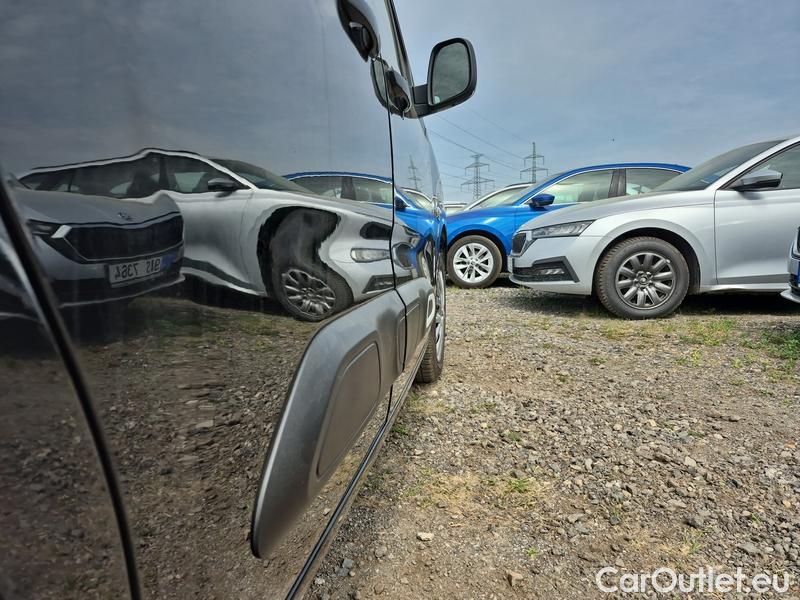  Citroen  Berlingo   (07.2018->)  MS 1.5BHDi 130 Feel #25