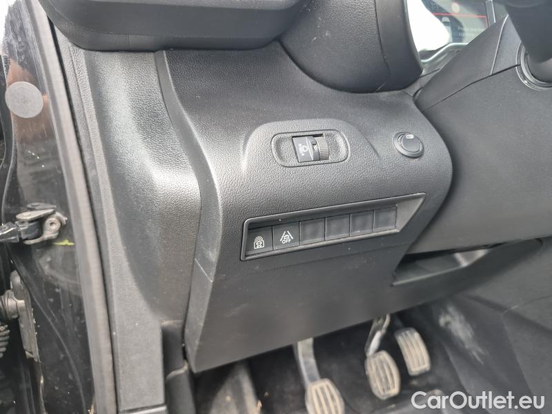  Citroen  Berlingo   (07.2018->)  MS 1.5BHDi 130 Feel #8