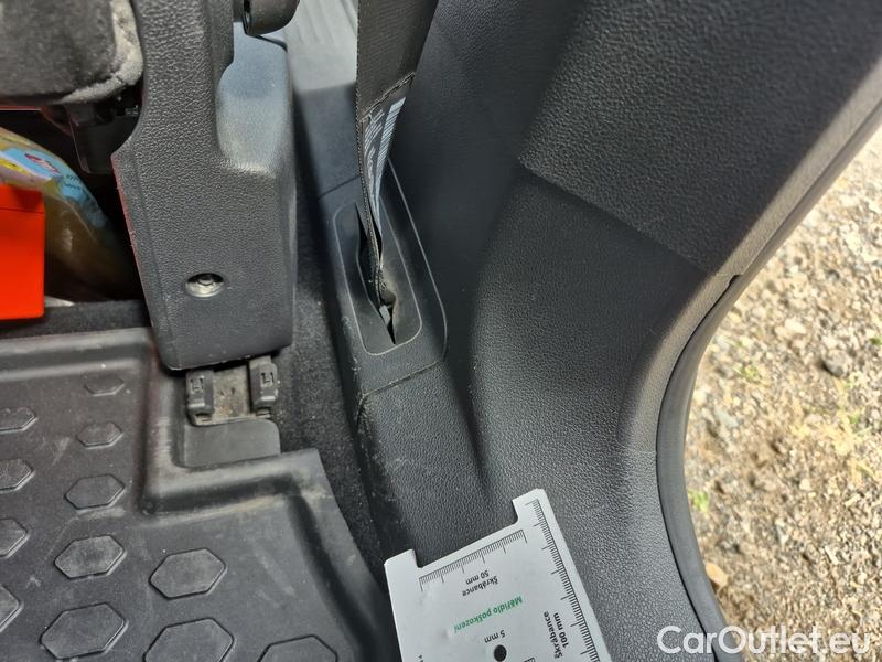  Citroen  Berlingo   (07.2018->)  MS 1.5BHDi 130 Feel #22