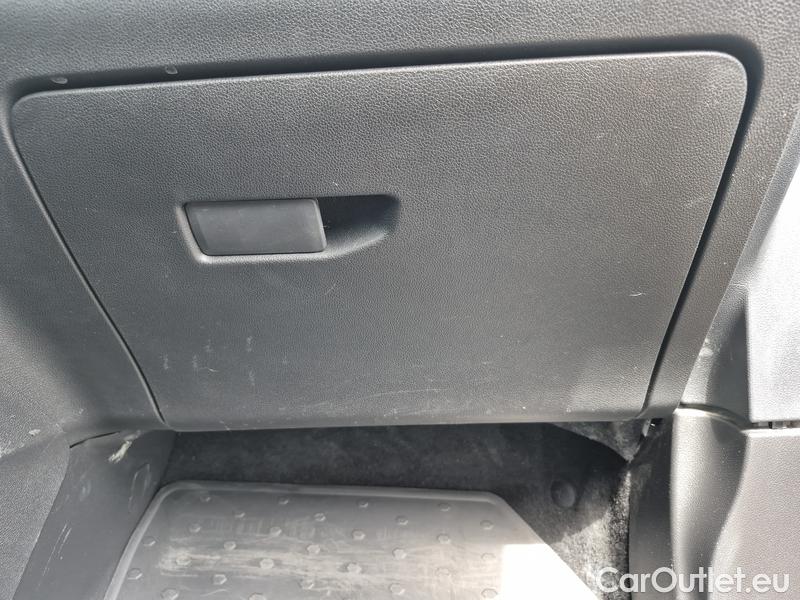  Citroen  Berlingo   (07.2018->)  MS 1.5BHDi 130 Feel #24