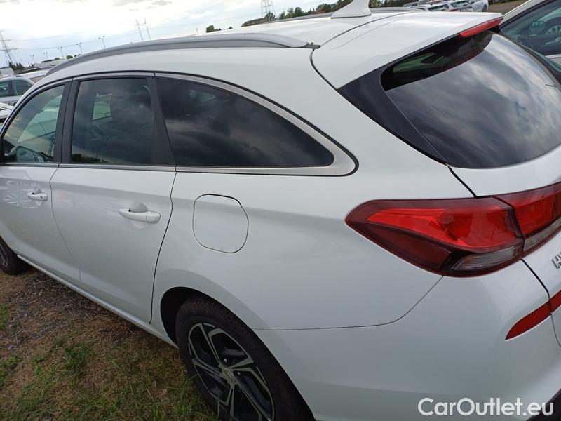  Hyundai  i30  (PD)(01.2017  ->)  kom.1.5TGDI FamilySmart AT #8