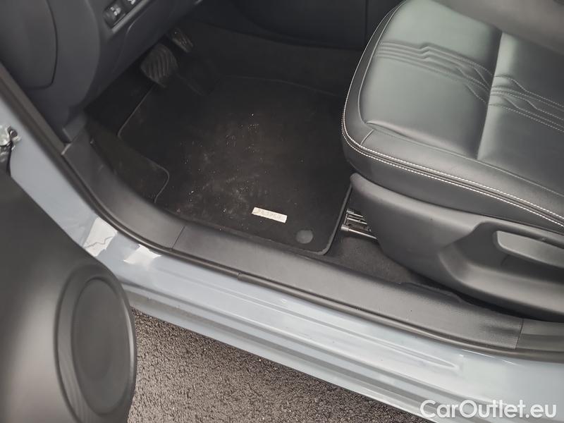  Nissan  Juke  (2019)  1.0T 114 Tekna AT #4