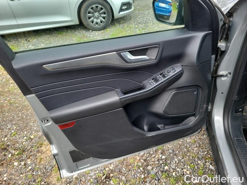  Ford  Kuga  (2019)  1.5EB 110 Titanium #7