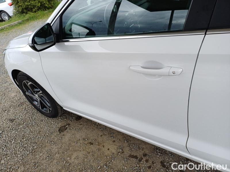  Hyundai  i30  (PD)(01.2017  ->)  kom.1.0TGDI 120 Smart #3