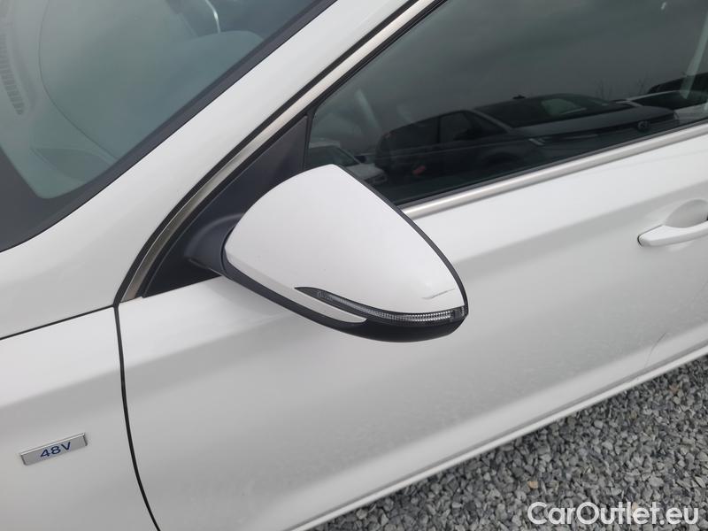  Hyundai  i30   cw (PD)(2017->)  kom.1.5T-GDI Family Smart #2