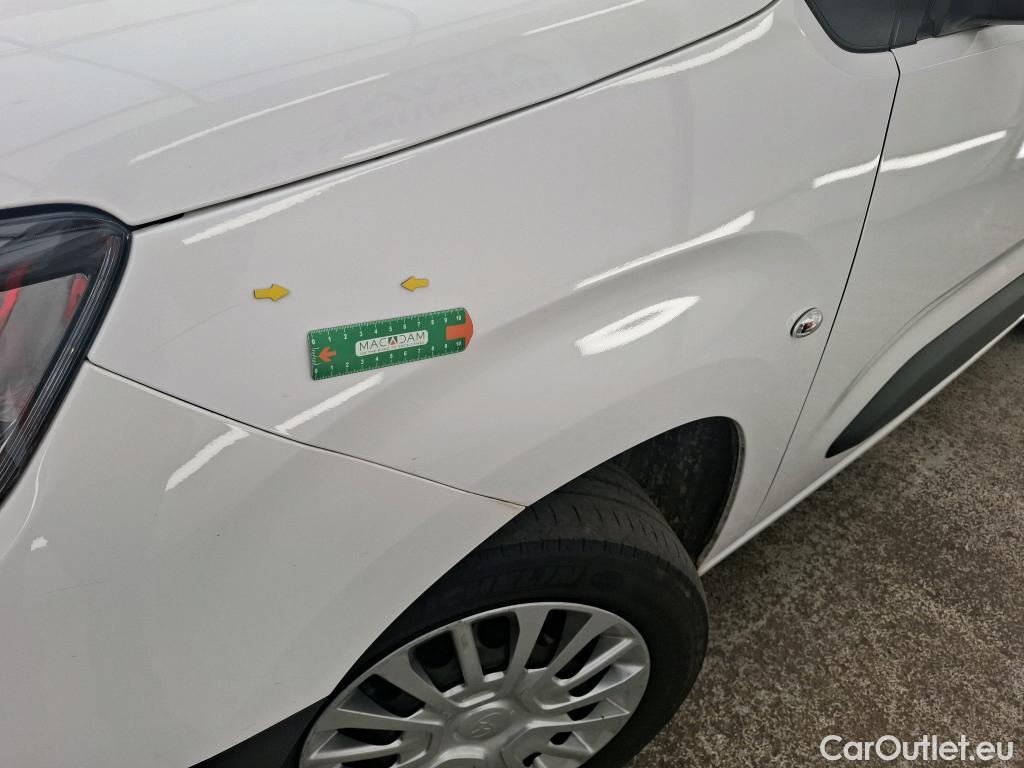  Toyota  Proace TOYOTA  City / 2019 / 4P / Fourgonnette 1.5 Medium 100 D-4D Business #14