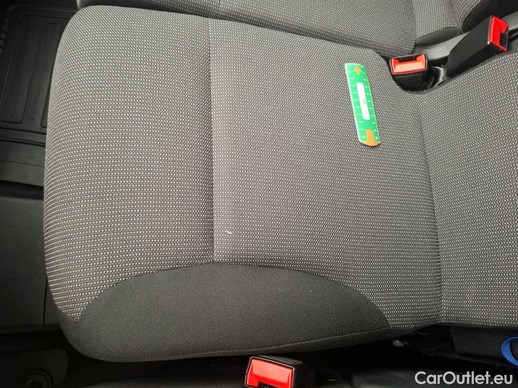  Toyota  Proace TOYOTA  City / 2019 / 4P / Fourgonnette 1.5 Medium 100 D-4D Business #10