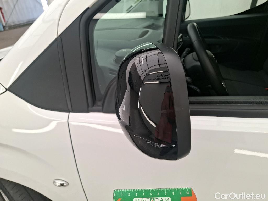  Toyota  Proace TOYOTA  City / 2019 / 4P / Fourgonnette 1.5 Medium 100 D-4D Business #19
