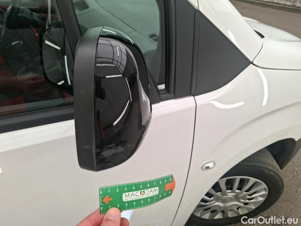  Toyota  Proace TOYOTA  City / 2019 / 4P / Fourgonnette 1.5 Medium 100 D-4D Business #21