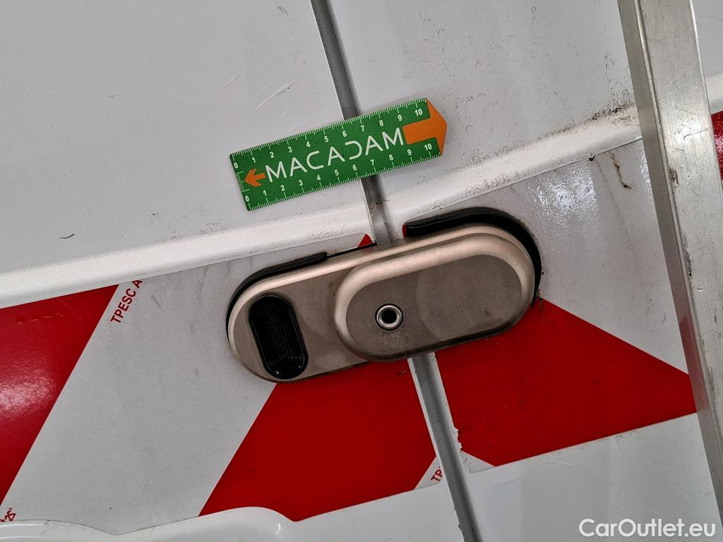  Renault  Trafic  Furgon Grand Confort L1H1 1200 1.6 dCi 125CV BVM6 E6 #24