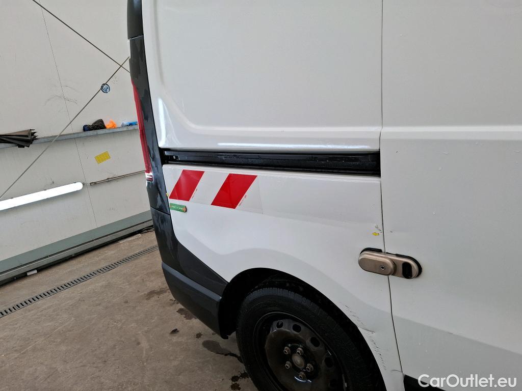  Renault  Trafic  Furgon Grand Confort L1H1 1200 1.6 dCi 125CV BVM6 E6 #1
