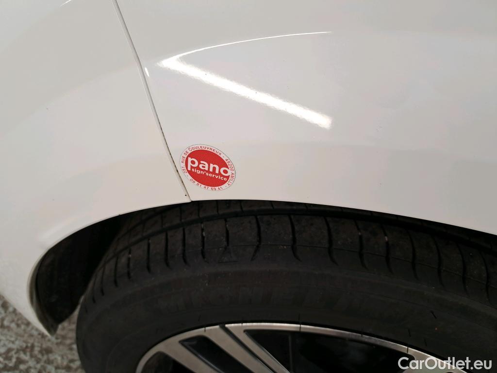  Peugeot  208  Style 1.2 PureTech 75CV BVM5 E6d #10