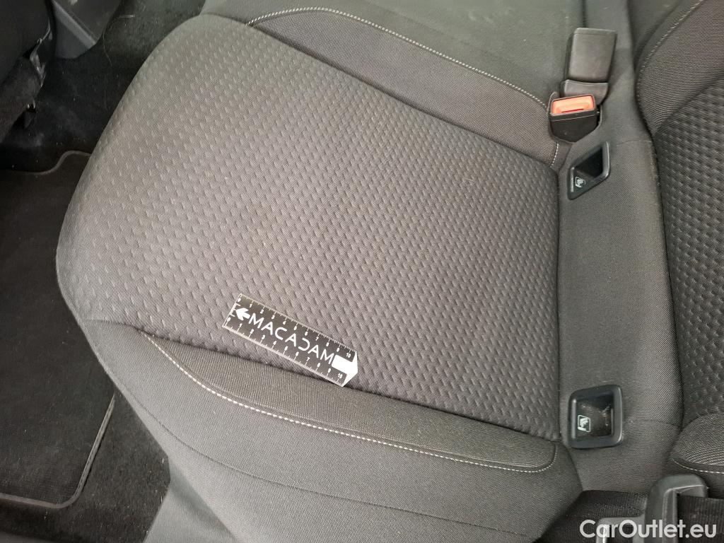  Volkswagen  Polo VOLKSWAGEN  / 2017 / 5P / Berline 1.0 TSI 95 Lounge #29