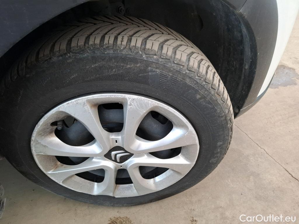  Citroen  C3 CITROEN  Société / 2020 / 5P / Berline / VU BlueHDi 100 S&S BVM6 Feel #27