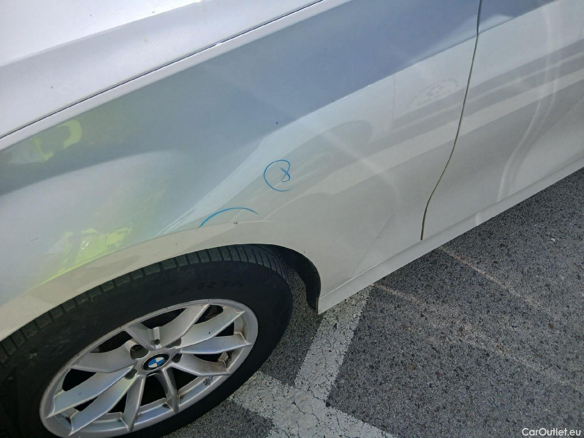  Bmw  Serie 3 BMW  / 2018 / 4P / sedán 318d Auto. #12