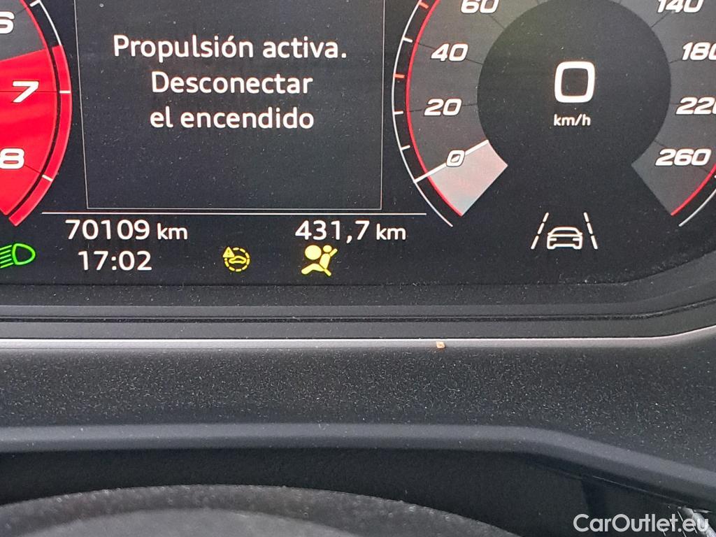  Audi  A1 Sportback AUDI A1 / 2018 / 5P / berlina con portón Sportback Adrenalin 30 TFSI 81kW S tron(SP) #26