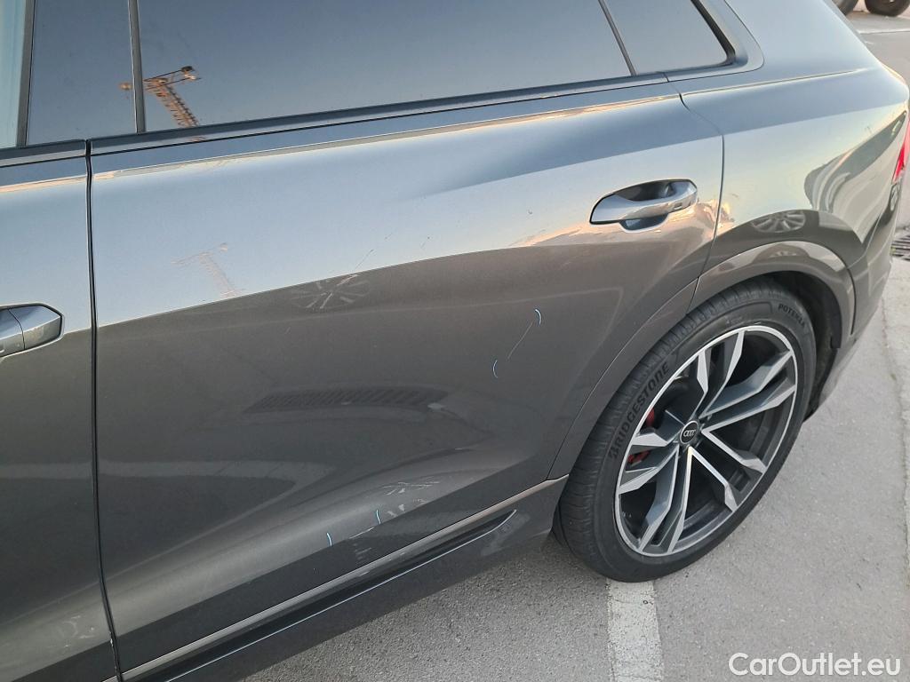  Audi  Q8 AUDI  / 2018 / 5P / todoterreno S TFSI 373kW Black Limited quattro tip #7