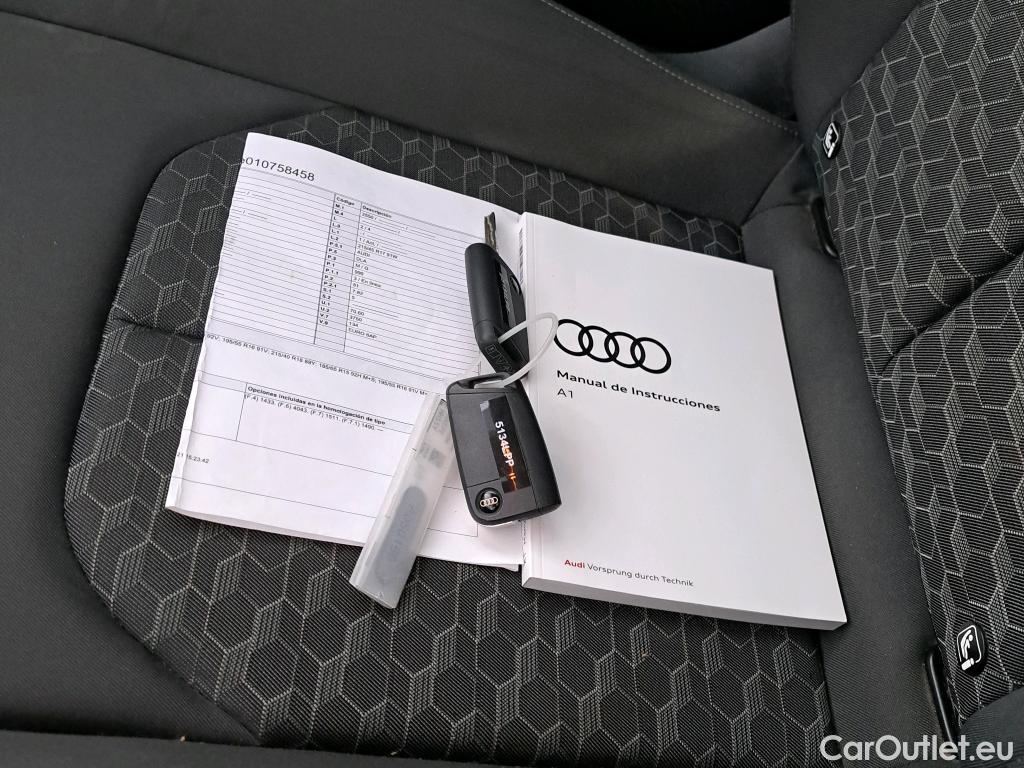  Audi  A1 Sportback AUDI A1 / 2018 / 5P / berlina con portón Sportback Adrenalin 30 TFSI 81kW S tron(SP) #14