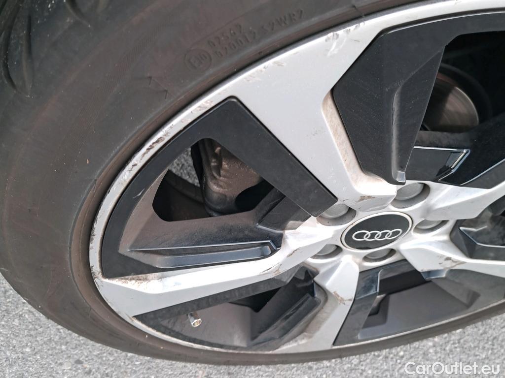  Audi  A1 Sportback AUDI A1 / 2018 / 5P / berlina con portón Sportback Adrenalin 30 TFSI 81kW S tron(SP) #6