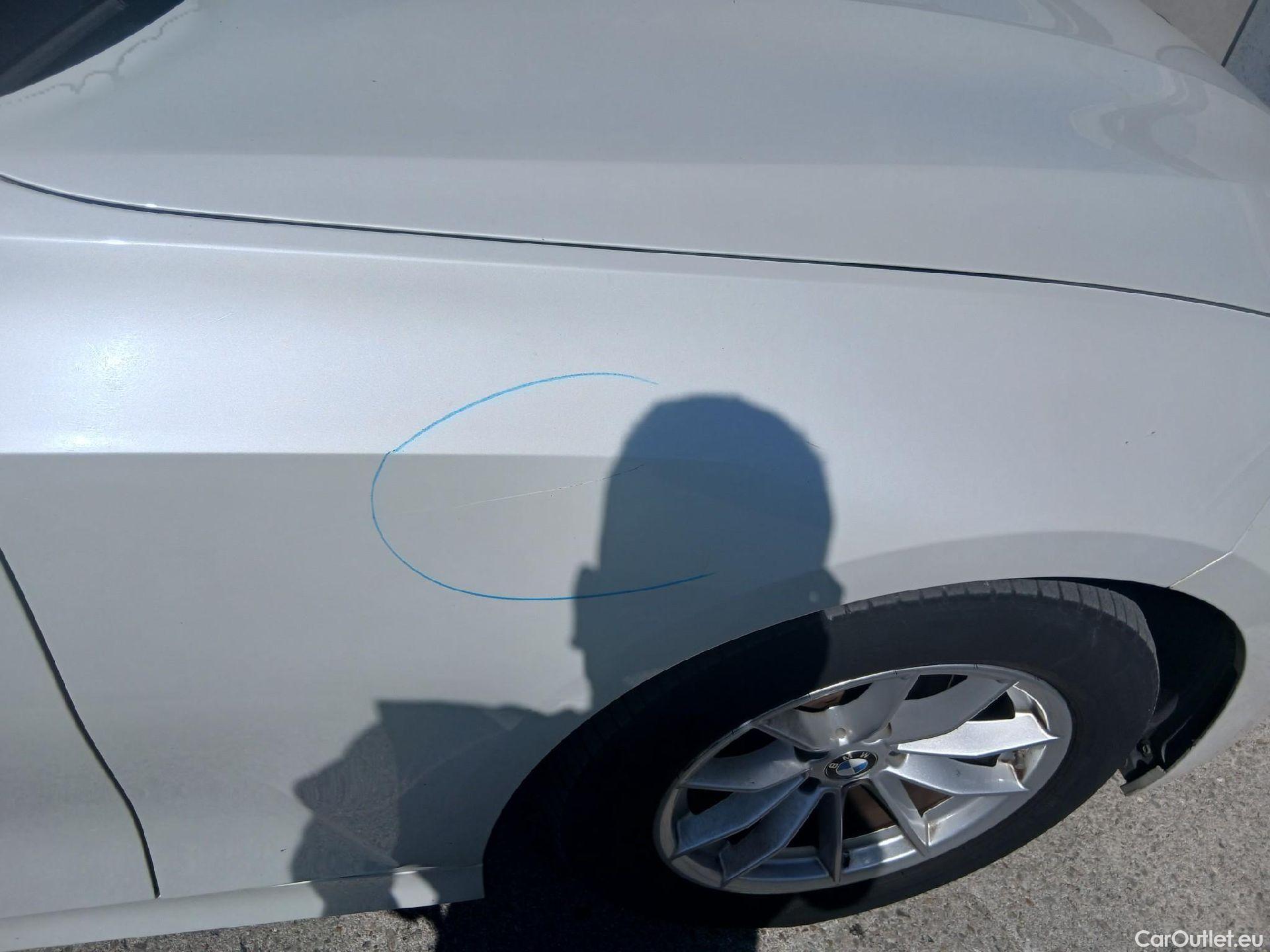  Bmw  Serie 3 BMW  / 2018 / 4P / sedán 318d Auto. #21