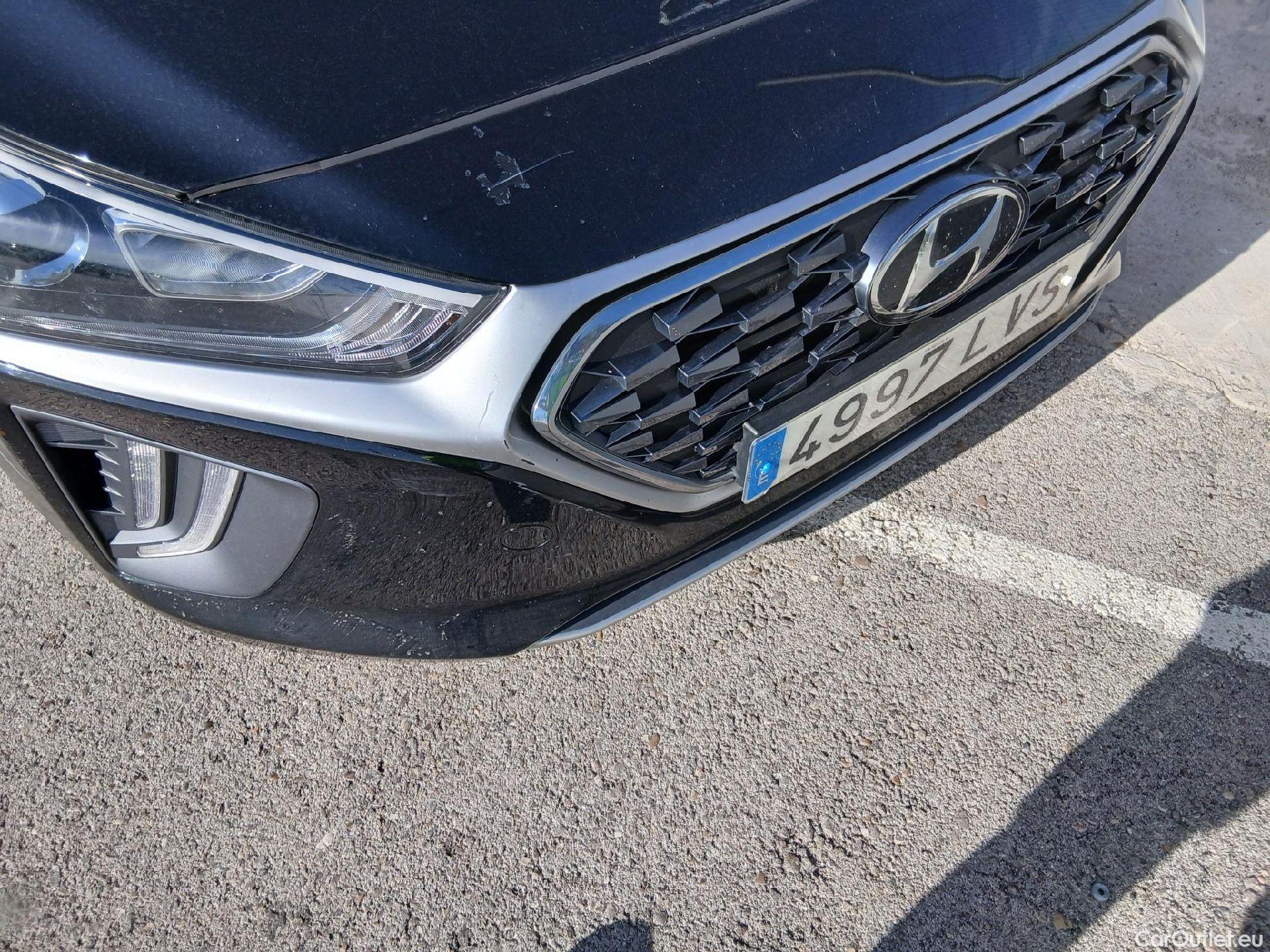  Hyundai   Ioniq HYUNDAI / 2019 / 5P / berlina con portón 1.6 GDI HEV Klass DCT #4