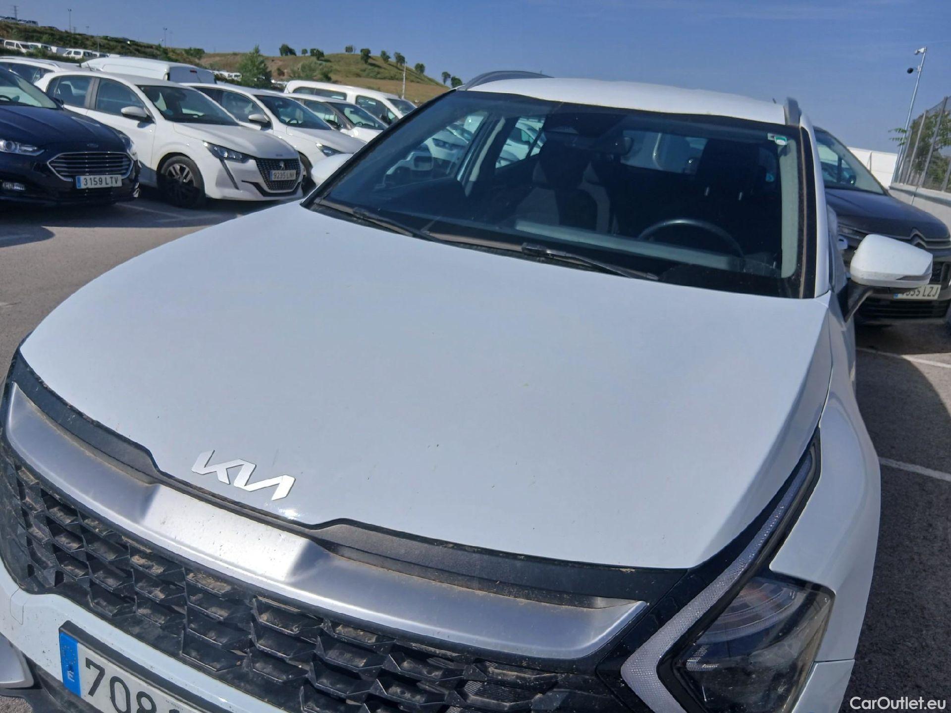  KIA  Sportage KIA  / 2022 / 5P / todoterreno 1.6 CRDi 85kW (115CV) Concept 4X2 #11