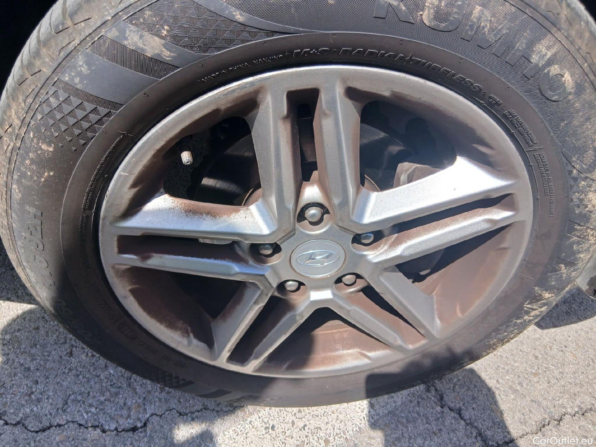  Hyundai  Konna HYUNDAI Kona 1.0 TGDi Klass 4x2 / 2017/ 5P  #28