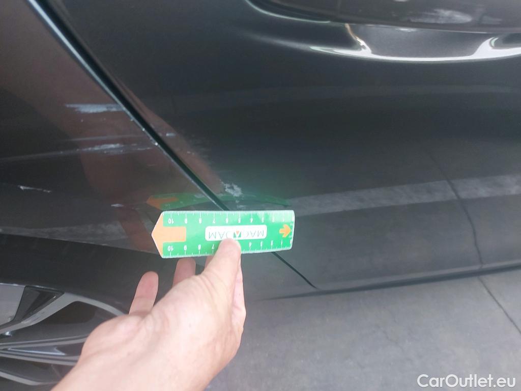  Peugeot  508 PEUGEOT  Hybrid / 2018 / 5P / berlina con portón 5P Allure 225 e-EAT8 #16