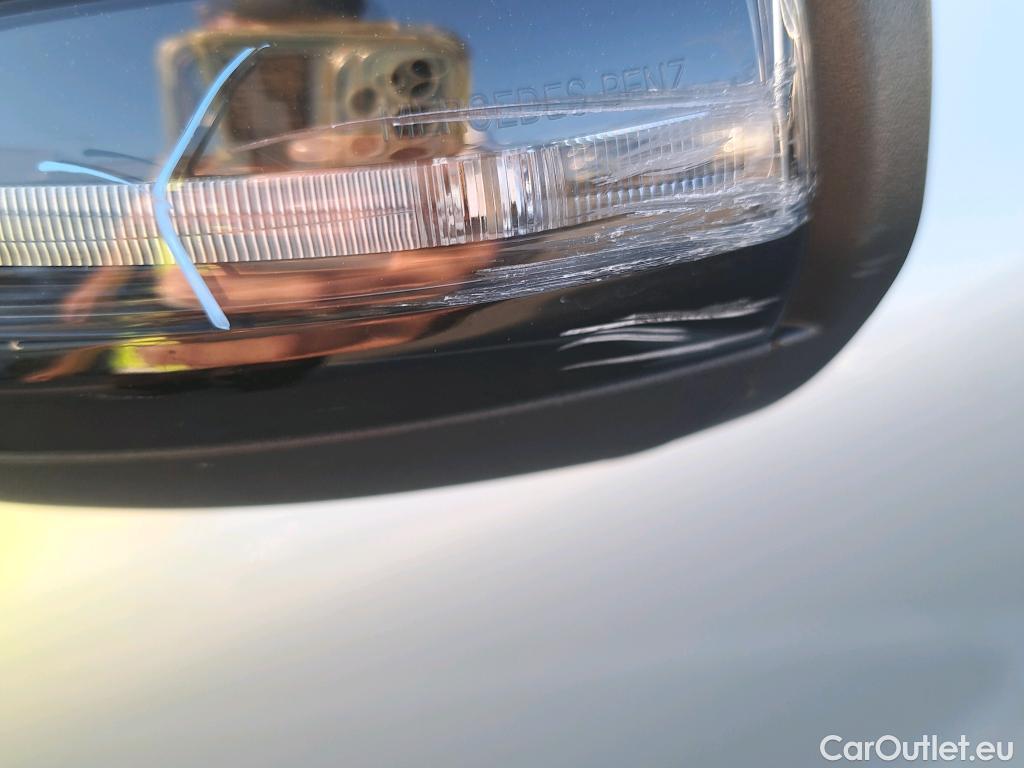  Mercedes  GLA MERCEDES-BENZ  / 2020 / 5P / todoterreno  200 D (AC) #18