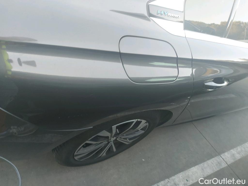  Peugeot  508 PEUGEOT  Hybrid / 2018 / 5P / berlina con portón 5P Allure 225 e-EAT8 #17